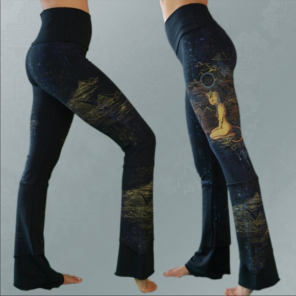 Pants - Detailed Yoga pants